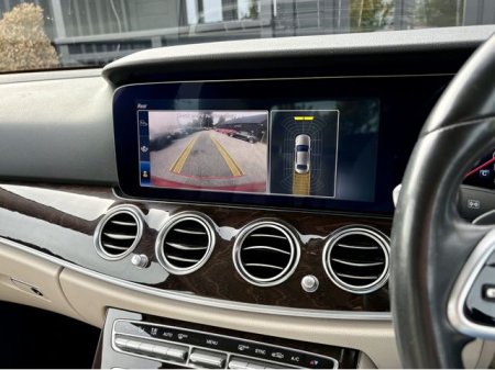 2019 Mercedes-Benz E-Class - photo 18