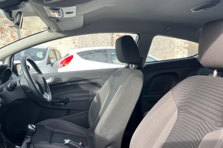 2017 Ford Fiesta - photo 19
