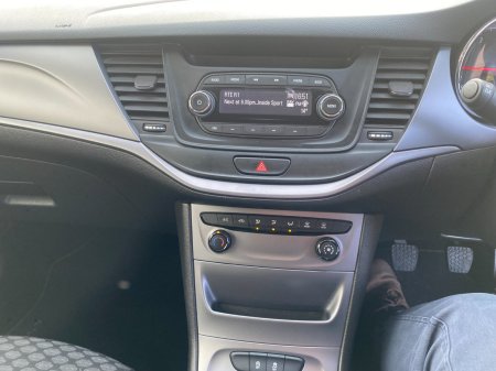 2018 Opel Astra - photo 11