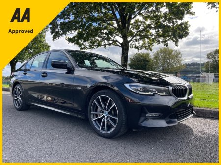 2022 BMW 3-Series - photo 2