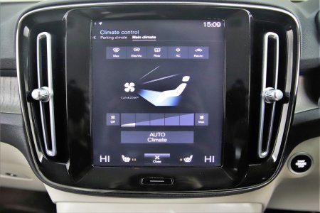 2020 Volvo XC40 - photo 20
