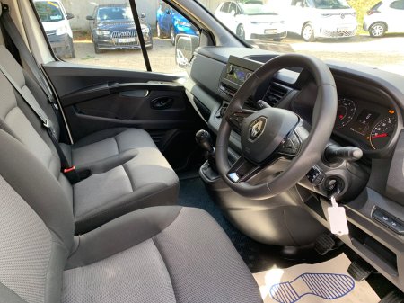 2023 Renault Trafic - photo 16