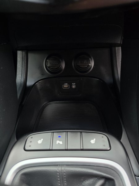 2016 Hyundai Santa Fe - photo 14
