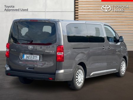2024 Toyota Proace - photo 2