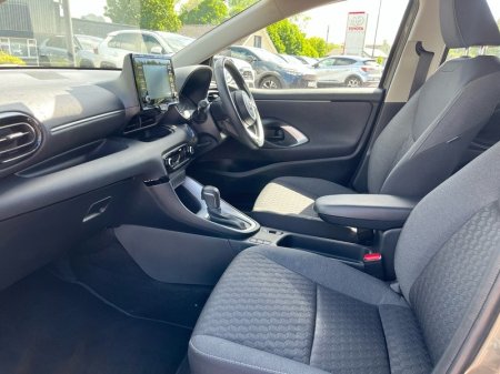 2023 Toyota Yaris - photo 6