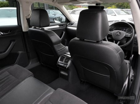 2016 Skoda Superb - photo 24