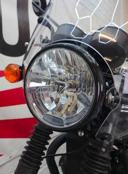 2023 Triumph Bonneville - photo 35