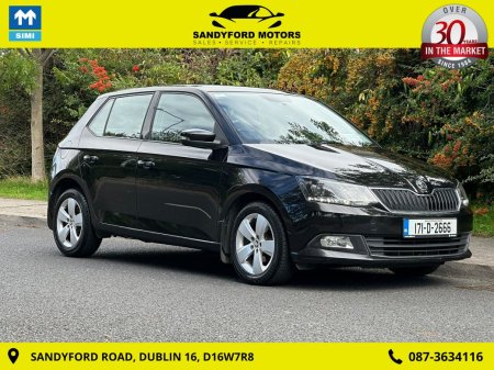 2017 Skoda Fabia Ambition 1.2tsi 90HP 4DR