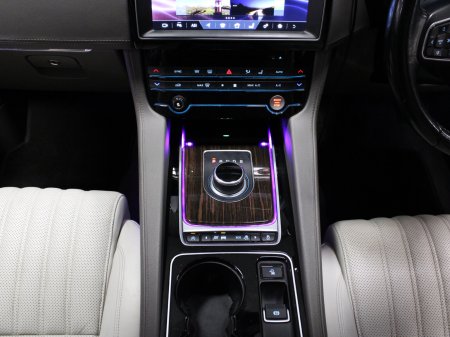 2016 Jaguar F-Pace - photo 15