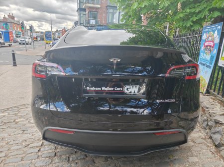 2024 Tesla Model Y - photo 4
