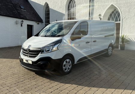 2021 Renault Trafic - photo 2