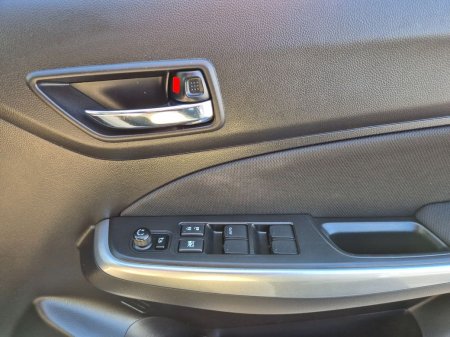 2023 Suzuki Swift - photo 25