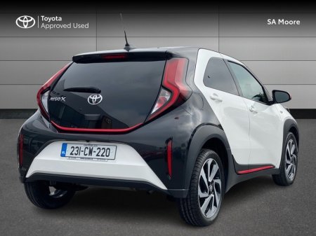 2023 Toyota Aygo X - photo 2