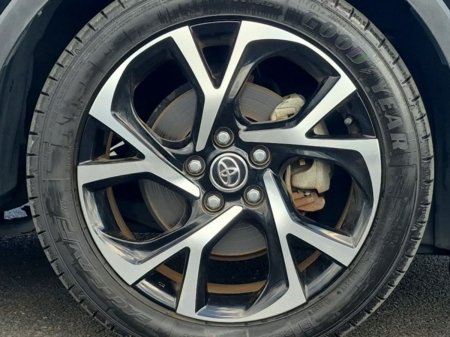2017 Toyota C-HR - photo 10
