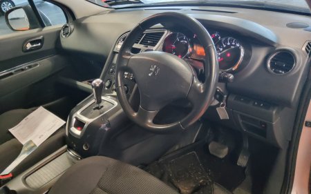 2013 Peugeot 5008 - photo 7