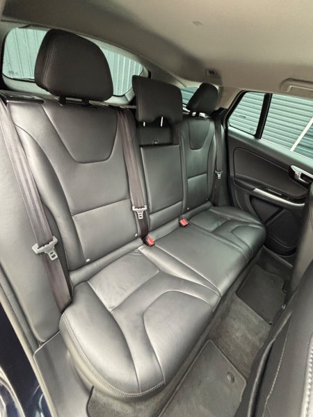 2016 Volvo V60 - photo 23
