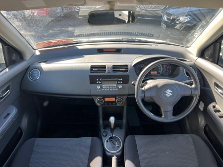 2010 Suzuki Swift - photo 13