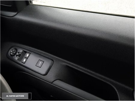 2024 Peugeot Partner - photo 25