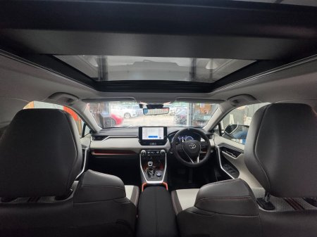 2025 Toyota RAV4 - photo 18