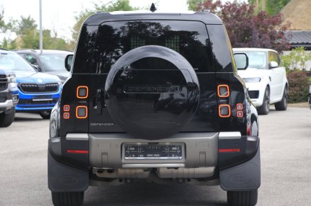 2026 Land Rover Defender - photo 4