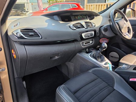 2016 Renault Grand Scenic - photo 10