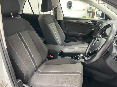 2021 Volkswagen T-Roc - photo 8