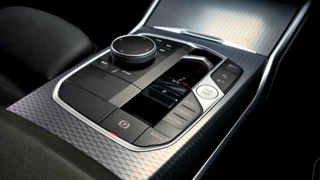 2024 BMW 3-Series - photo 40