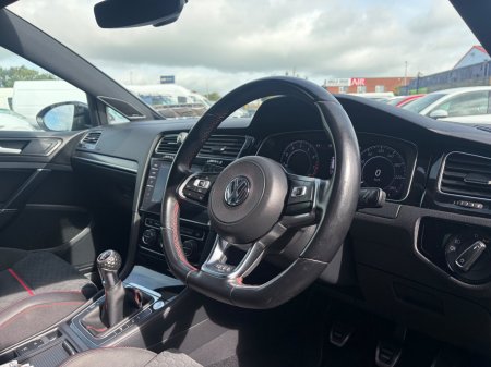 2018 Volkswagen Golf - photo 5