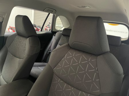 2021 Toyota RAV4 - photo 11