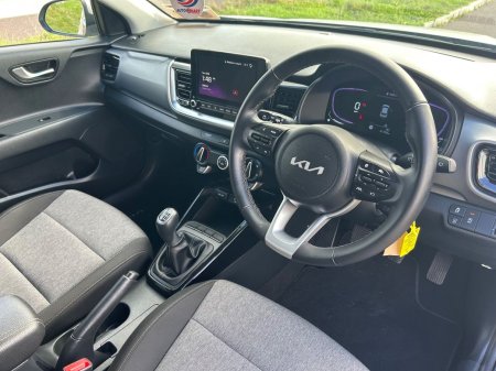 2026 Kia Stonic - photo 13