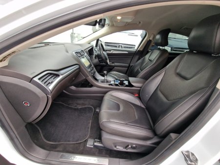 2017 Ford Mondeo - photo 29