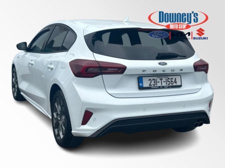 2023 Ford Focus - photo 3