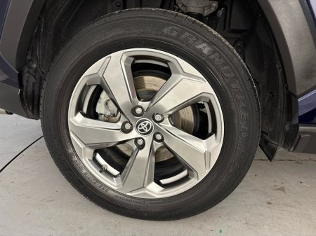 2020 Toyota RAV4 - photo 11