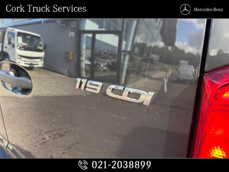 2027 Mercedes-Benz Vito - photo 7
