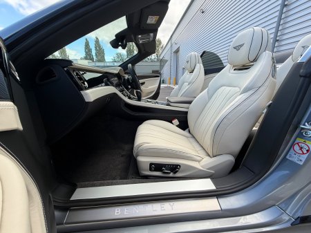 2026 Bentley Continental - photo 26