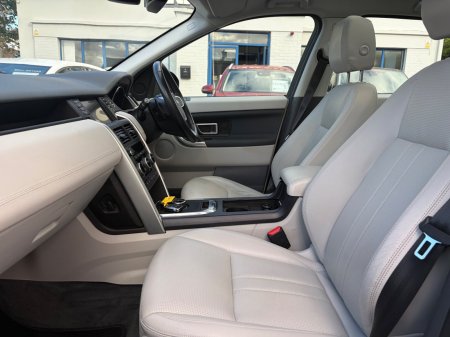 2019 Land Rover Discovery Sport - photo 4
