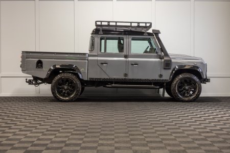 2017 Land Rover Defender - photo 6