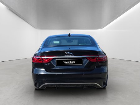 2021 Jaguar XF - photo 4