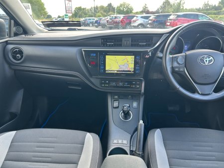 2016 Toyota Auris - photo 12
