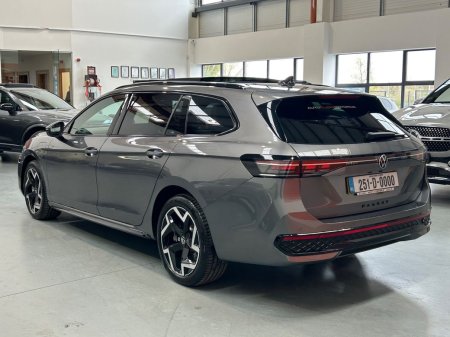 2025 Volkswagen Passat - photo 14