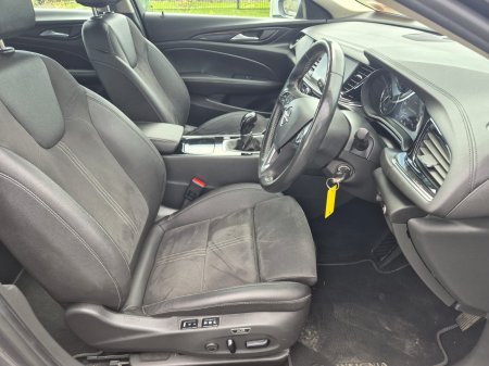 2022 Opel Insignia - photo 12