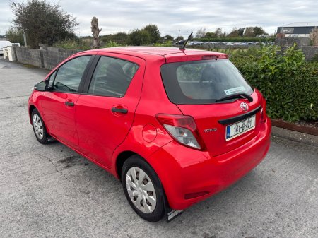 2014 Toyota Yaris - photo 9