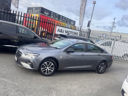 2021 Opel Insignia - photo 3
