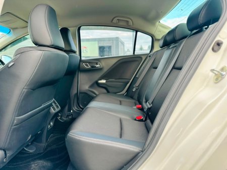 2016 Honda Grace - photo 16