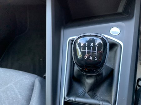 2023 Volkswagen Golf - photo 23