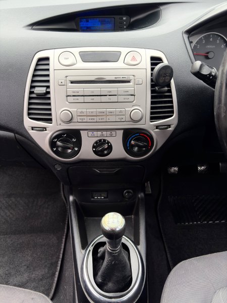 2011 Hyundai i20 - photo 7