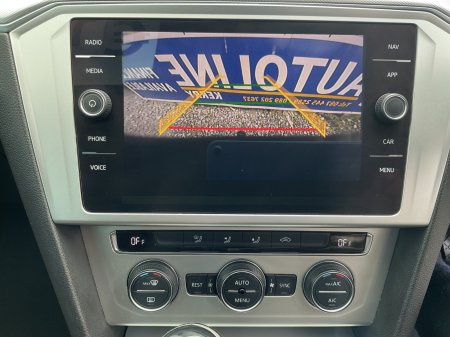 2018 Volkswagen Passat - photo 10