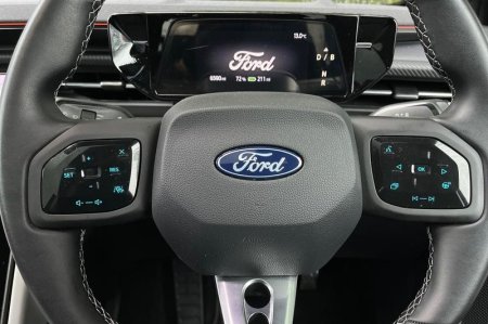 2026 Ford Capri - photo 12