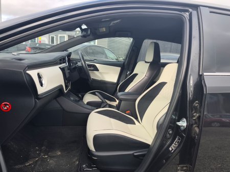 2017 Toyota Auris - photo 15