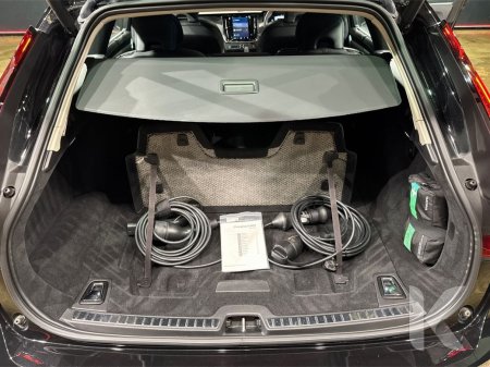 2023 Volvo V90 - photo 13